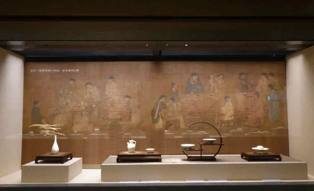 “發(fā)現(xiàn)定窯”展在南越王博物院上線,講述定窯七百年故事(圖2) “發(fā)現(xiàn)定窯”展展覽現(xiàn)場.jpg