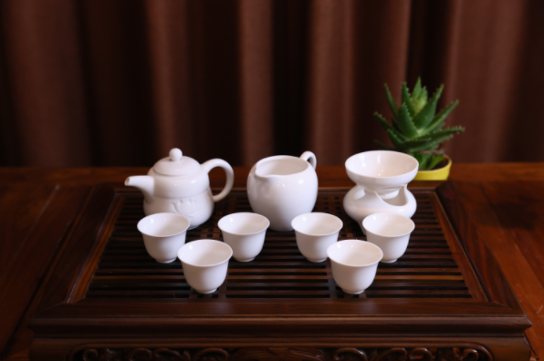 天下皆知定瓷以白著稱,但它為啥是白的呢?(圖3) 2.png